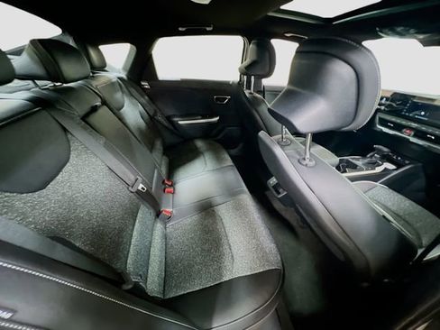 New 2025 Kia K4 GT-Line image 27