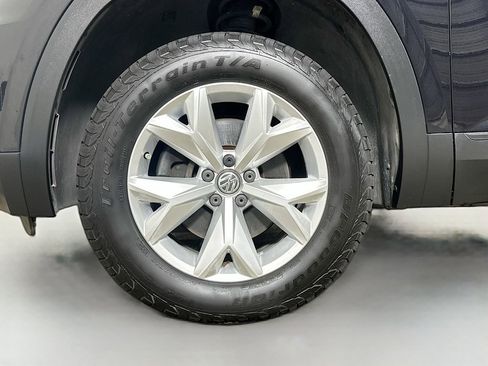 Used 2018 Volkswagen Atlas SE image 38