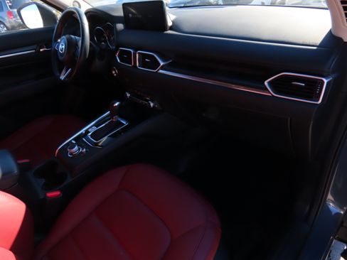 Used 2023 MAZDA CX-5 Carbon Edition image 10