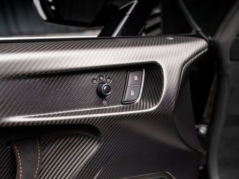 Used 2021 Lamborghini Huracan STO RWD image 68