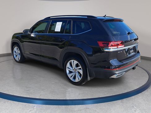 Certified 2023 Volkswagen Atlas SE w/ Panoramic Sunroof Package FWD image 7