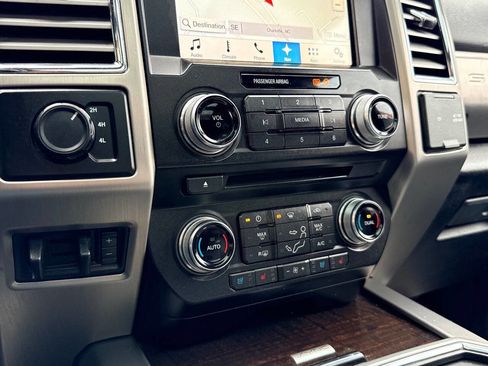 Used 2017 Ford F350 Platinum w/ Platinum Ultimate Package image 36