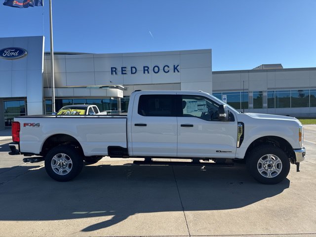 New 2026 Ford F250 XLT w/ FX4 Off-Road Package AWD/4WD image 2