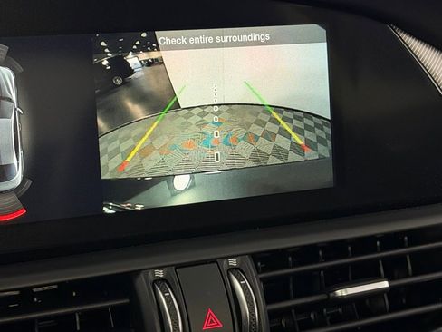 Used 2025 Alfa Romeo Giulia AWD image 20