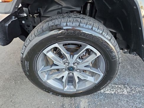 Used 2024 Jeep Wrangler Unlimited w/ Convenience Group image 31