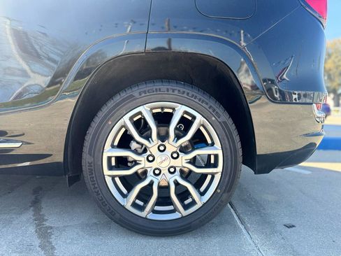 Used 2022 GMC Terrain Denali w/ Denali Premium Package image 19