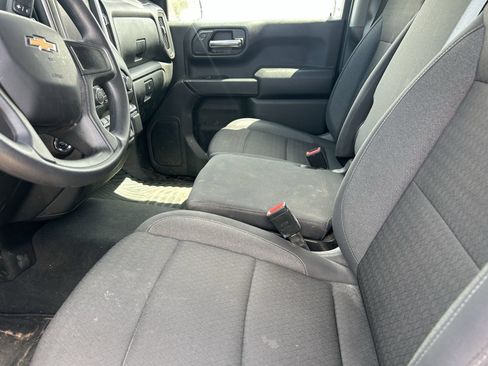 Used 2026 Chevrolet Silverado 1500 Custom AWD/4WD image 7