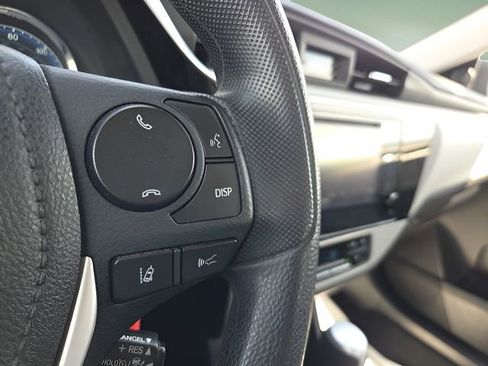 Used 2017 Toyota Corolla L FWD image 22