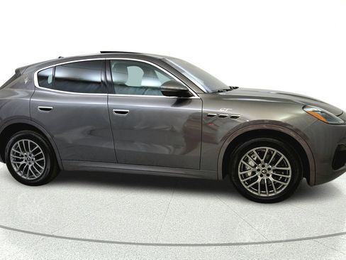 Used 2023 Maserati Grecale Modena AWD/4WD image 8