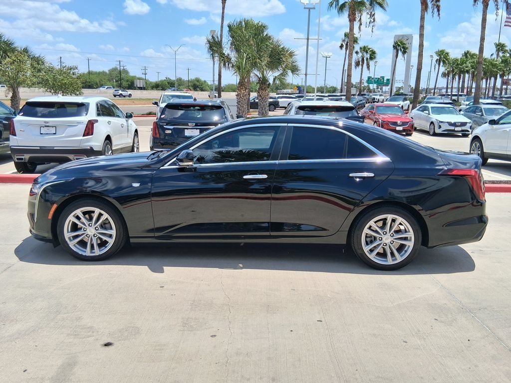 Used 2024 Cadillac CT4 Luxury RWD image 3