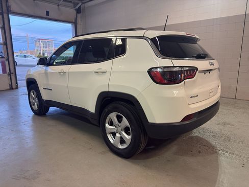 Used 2021 Jeep Compass Latitude w/ Convenience Group AWD/4WD image 5