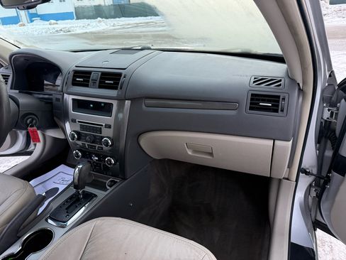 Used 2010 Ford Fusion SEL image 27