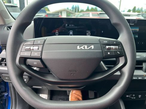 Used 2026 Kia K4 FWD image 29