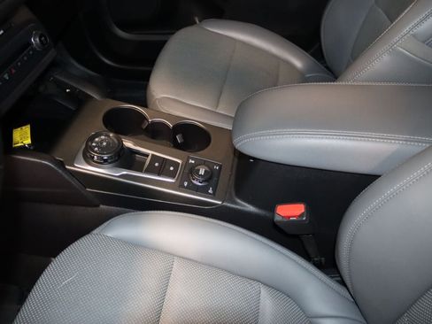 Used 2025 Ford Bronco Sport Badlands AWD/4WD image 36