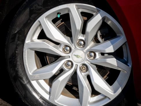 Used 2018 Chevrolet Impala LT w/ LT Convenience Package image 27