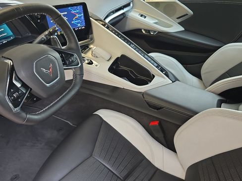 Used 2023 Chevrolet Corvette Stingray Preferred Cpe w/ Z51 Performance Package RWD image 10