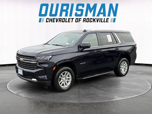 Used 2022 Chevrolet Tahoe LT w/ Luxury Package image 2