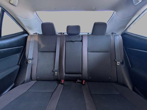 Used 2017 Toyota Corolla LE FWD image 26