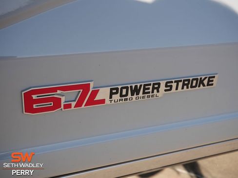 New 2026 Ford F350 Platinum w/ FX4 Off-Road Package image 9