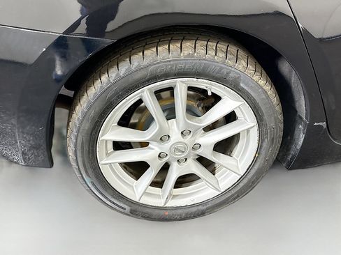 Used 2018 Nissan Maxima 3.5 SV image 33