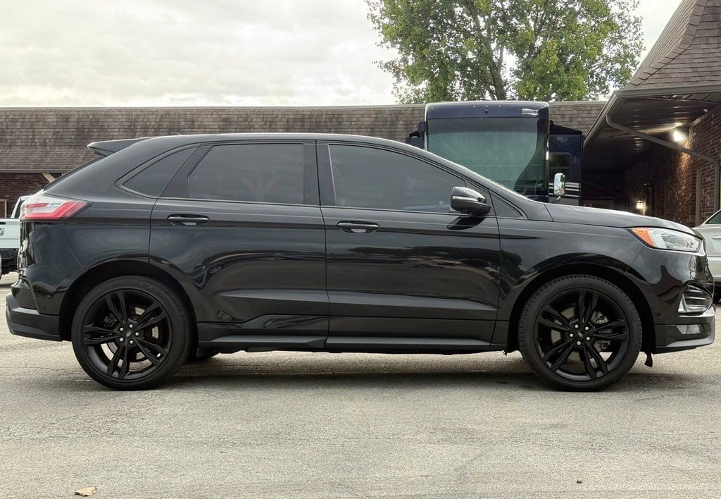 Used 2019 Ford Edge ST w/ Equipment Group 401A AWD/4WD image 6