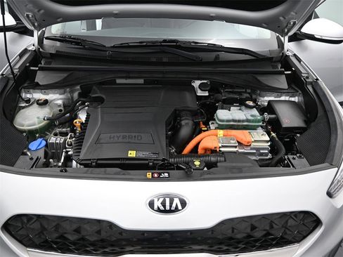 Used 2020 Kia Niro EX Premium image 13