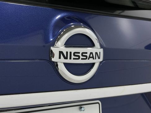 Used 2019 Nissan Rogue S image 34