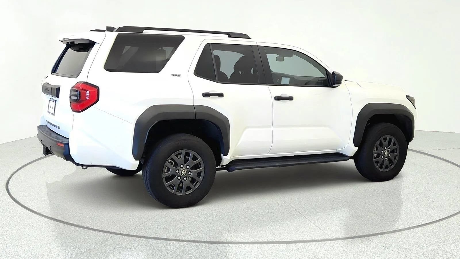 Used 2025 Toyota 4Runner SR5 AWD/4WD image 9