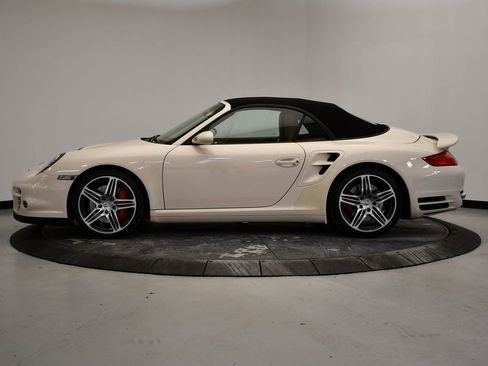 Used 2009 Porsche 911 Turbo image 2