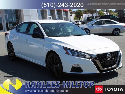 Used 2021 Nissan Altima 2.5 SR FWD image 5