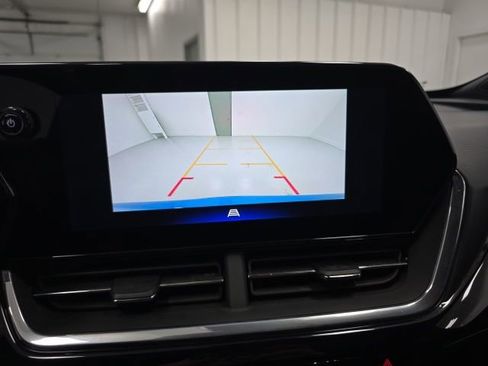 Certified 2024 Chevrolet Trax RS w/ Driver Confidence Package image 15