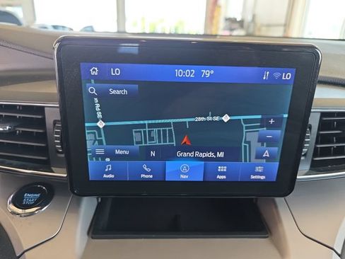 Used 2024 Ford Explorer XLT w/ Equipment Group 202A AWD/4WD image 23