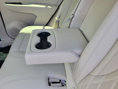 Certified 2023 Buick Envision Avenir AWD/4WD image 41