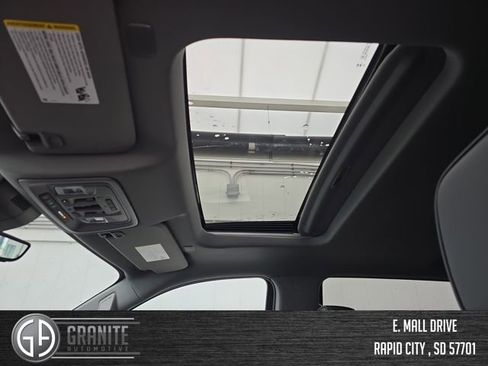 New 2026 GMC Sierra 3500 Denali w/ Denali Reserve Package image 21