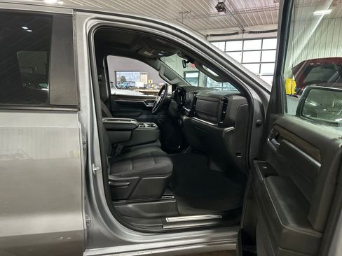 Used 2023 Chevrolet Silverado 1500 LT image 27