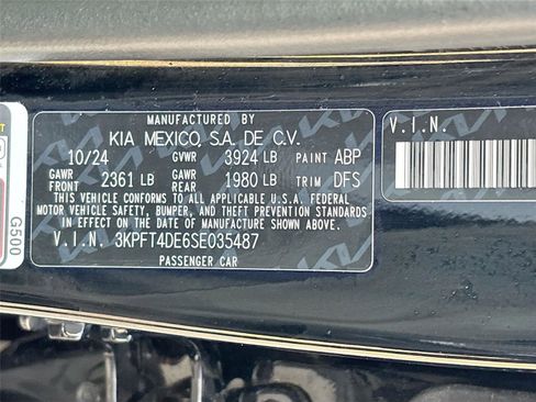 Used 2025 Kia K4 LXS image 31
