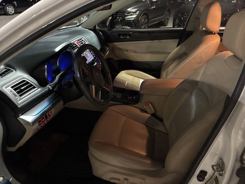 Used 2017 Subaru Legacy 2.5i Limited image 8