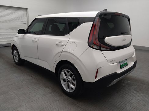 Used 2023 Kia Soul LX w/ LX Technology Package image 5