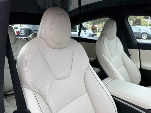 Used 2022 Tesla Model S Plaid AWD/4WD image 19