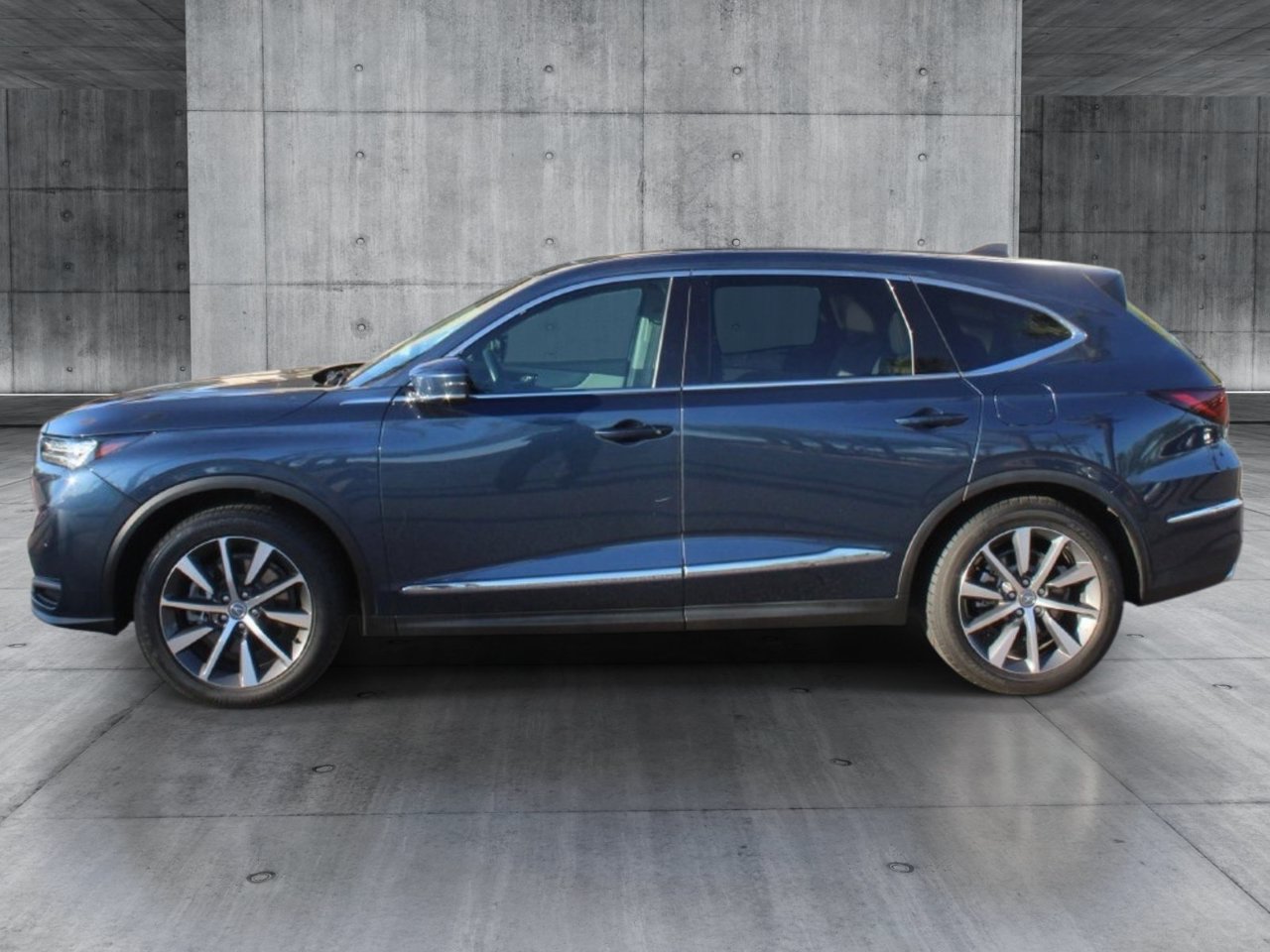 Used 2025 Acura MDX w/ Technology Package AWD/4WD image 2