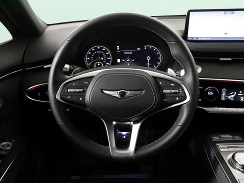Used 2025 Genesis GV70 3.5T Sport AWD/4WD image 31