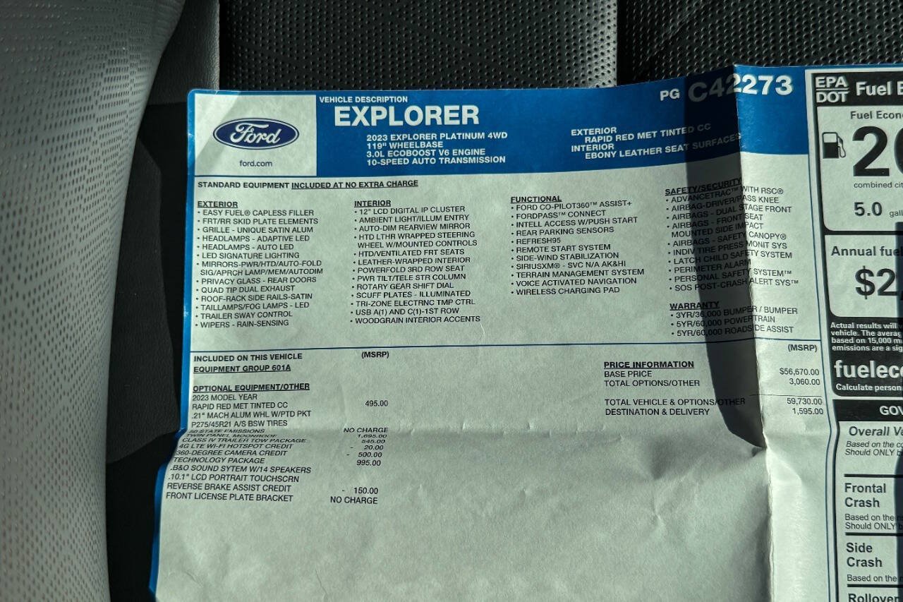 Used 2023 Ford Explorer Platinum w/ Technology Package AWD/4WD image 35