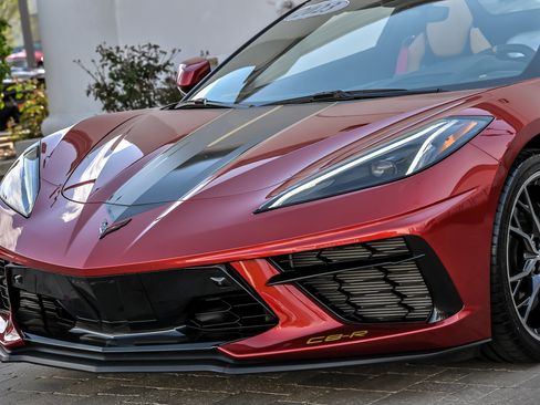Used 2023 Chevrolet Corvette Stingray Premium Conv w/ Z51 Performance Package RWD image 7
