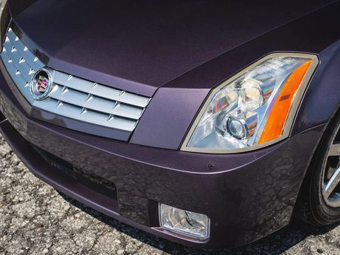 Used 2004 Cadillac XLR image 37