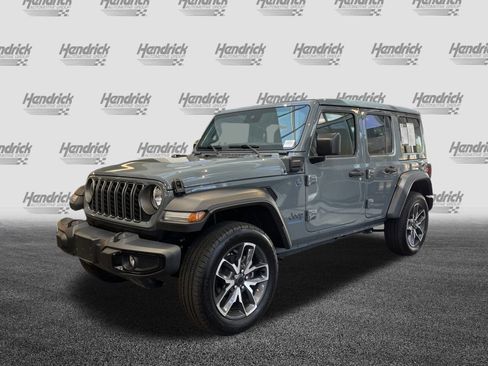 Used 2025 Jeep Wrangler Sport S w/ Convenience Group image 6