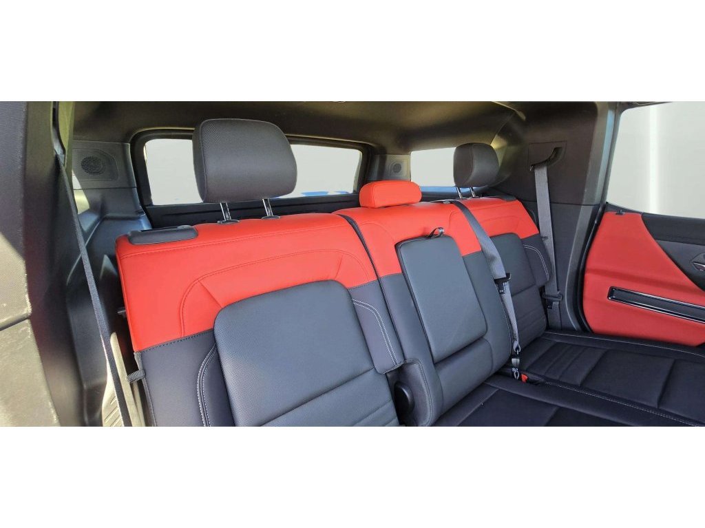 Used 2026 GMC Hummer EV 3X w/ Carbon Fiber Edition Package AWD/4WD image 25