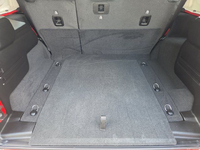 Used 2026 Jeep Wrangler Unlimited Rubicon AWD/4WD image 26