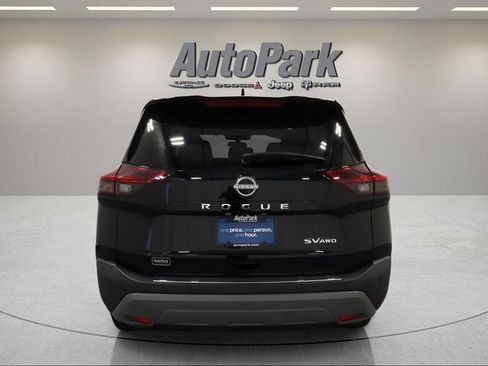 Used 2023 Nissan Rogue SV AWD/4WD image 7