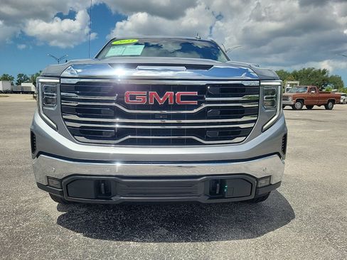 Certified 2023 GMC Sierra 1500 SLT w/ SLT Premium Plus Package AWD/4WD image 4