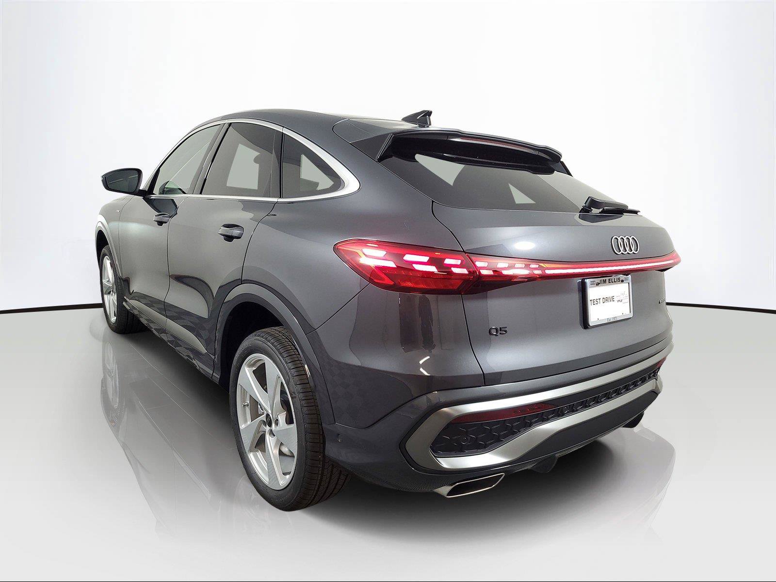 New 2026 Audi Q5 Premium Plus AWD/4WD image 4